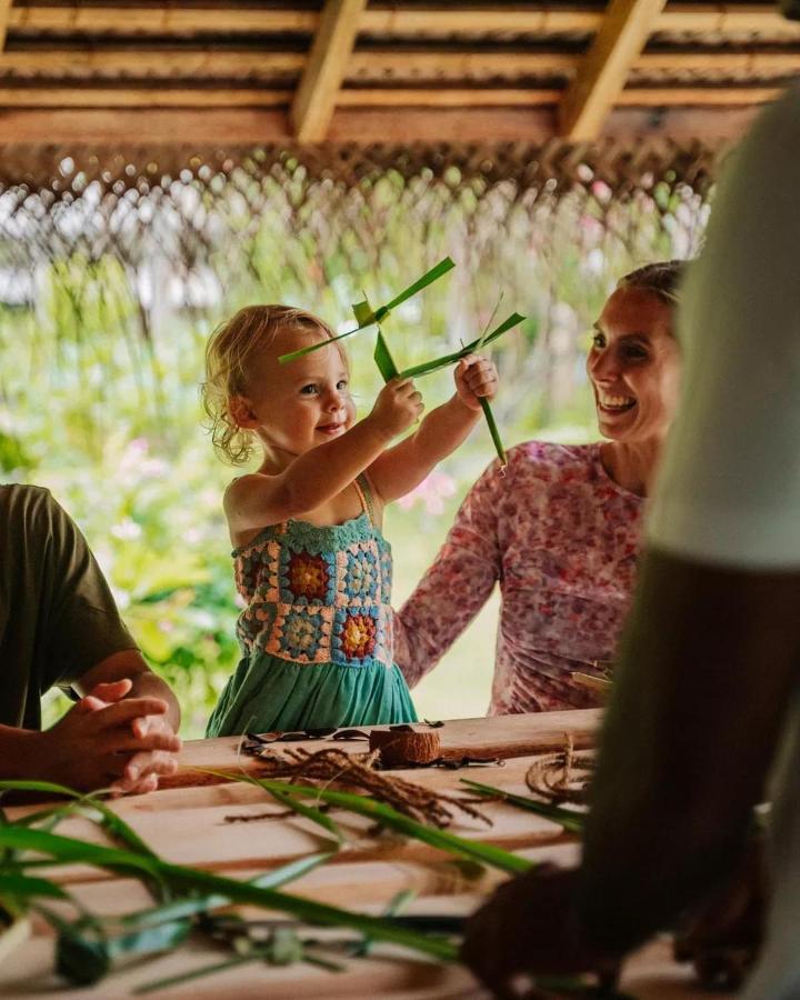 Park Sun Island - Complimentary One Way Domestic Transportation For Of 7 Nights And 01 April To 30 September 2025 Maamigili