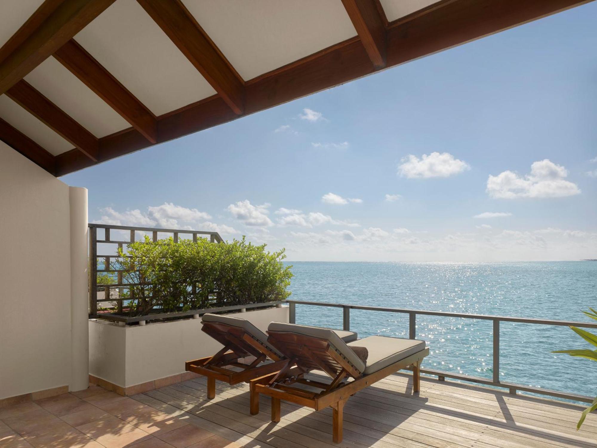 Park Sun Island - Complimentary One Way Domestic Transportation For Of 7 Nights And 01 April To 30 September 2025 5* Maamigili